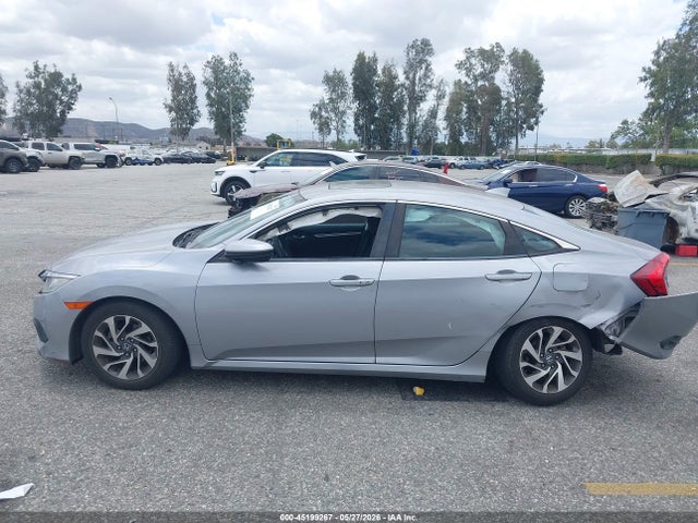 Honda CIVIC EX 2018 2HGFC2F79JH504921 Image 14