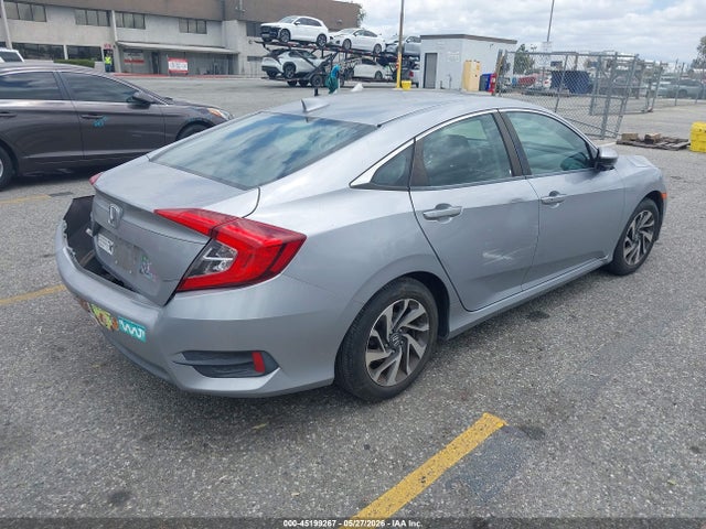 Honda CIVIC EX 2018 2HGFC2F79JH504921 Image 4
