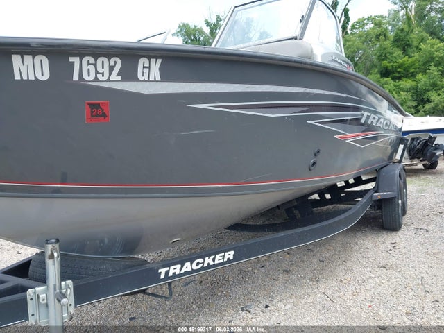 Продаж на аукціоні авто 2018 Tracker Other, vin: BUJ55874J718, номер лоту: 45199317