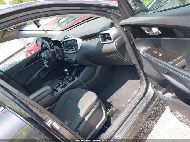 5XYPGDA35KG439394 KIA Sorento 2.4l Lx