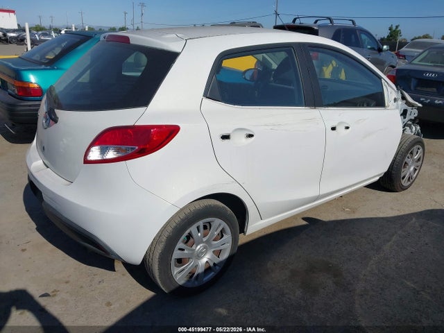 2014 Mazda Mazda2 Sport მანქანა იყიდება აუქციონზე, vin: JM1DE1KZ4E0182779, აუქციონის ნომერი: 45199477