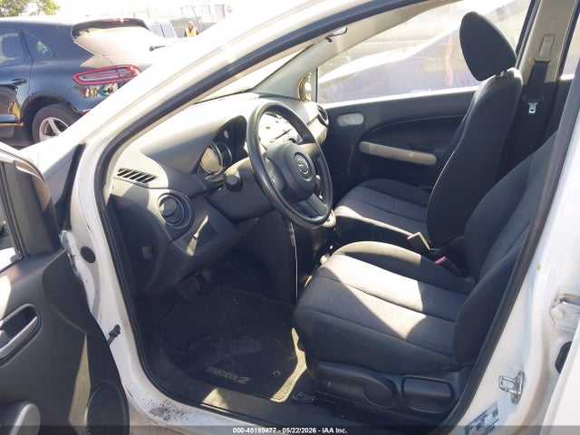 2014 Mazda Mazda2 Sport მანქანა იყიდება აუქციონზე, vin: JM1DE1KZ4E0182779, აუქციონის ნომერი: 45199477