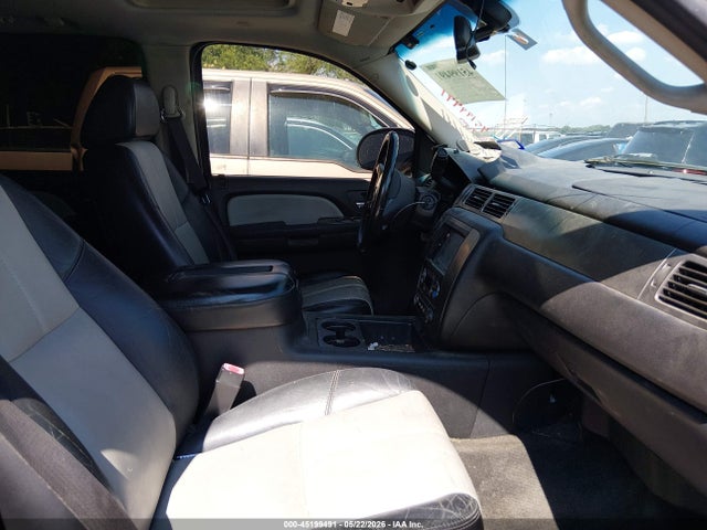 45199491 :رقم المزاد ، 3GNEC12017G218638 vin ، 2007 Chevrolet Avalanche 1500 Lt مزاد بيع