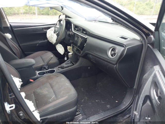 45199500 :رقم المزاد ، 2T1BURHE5HC900444 vin ، 2017 Toyota Corolla Le مزاد بيع