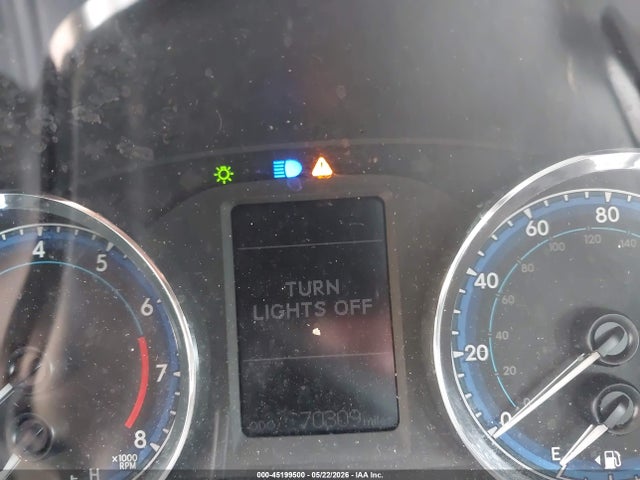 45199500 :رقم المزاد ، 2T1BURHE5HC900444 vin ، 2017 Toyota Corolla Le مزاد بيع