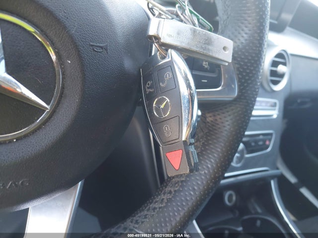 55SWF4JB4HU220186 Mercedes-Benz C 300 Sport