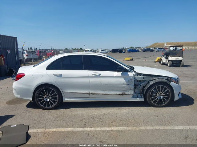 2017 Mercedes-benz C 300 Sport მანქანა იყიდება აუქციონზე, vin: 55SWF4JB4HU220186, აუქციონის ნომერი: 45199521