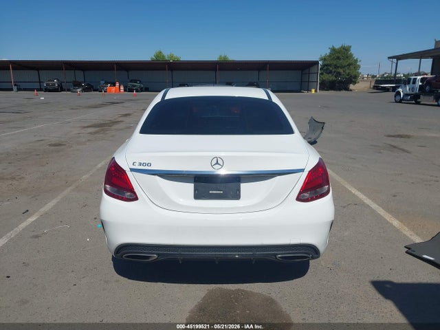 2017 Mercedes-benz C 300 Sport მანქანა იყიდება აუქციონზე, vin: 55SWF4JB4HU220186, აუქციონის ნომერი: 45199521
