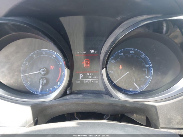 5YFBURHE8FP218428 Toyota Corolla S Plus