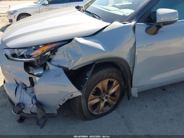 2022 Toyota Highlander Hybrid Xle Bronze Edition მანქანა იყიდება აუქციონზე, vin: 5TDABRCH6NS552742, აუქციონის ნომერი: 45199588
