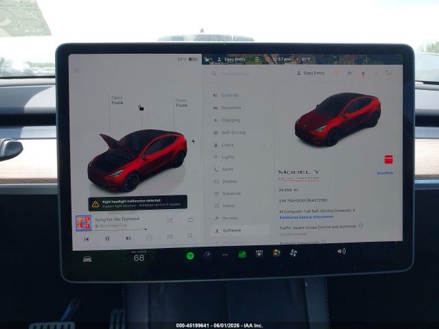 2024 Tesla Model Y Performance Dual Motor All-wheel Drive მანქანა იყიდება აუქციონზე, vin: 7SAYGDEF2RA272180, აუქციონის ნომერი: 45199641