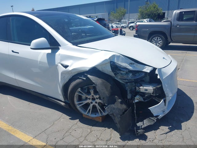 2023 Tesla Model Y მანქანა იყიდება აუქციონზე, vin: 7SAYGDEE1PF884300, აუქციონის ნომერი: 45199651