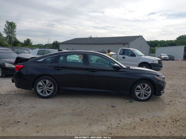 45199673 :رقم المزاد ، 1HGCV1F14JA176406 vin ، 2018 Honda Accord Lx مزاد بيع