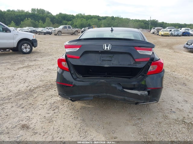45199673 :رقم المزاد ، 1HGCV1F14JA176406 vin ، 2018 Honda Accord Lx مزاد بيع