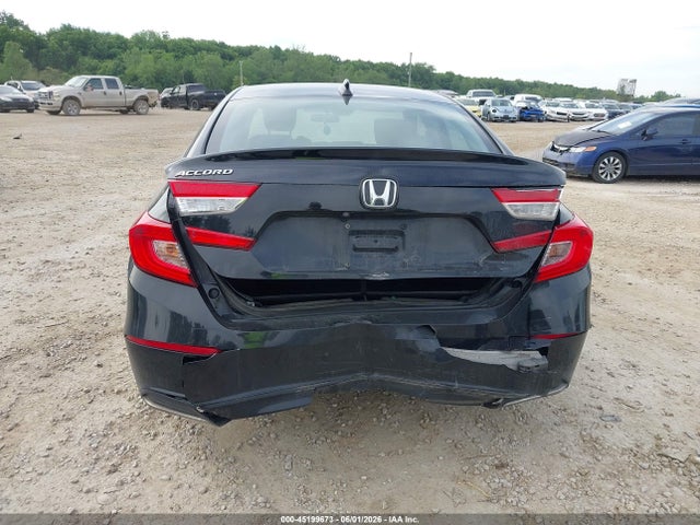 45199673 :رقم المزاد ، 1HGCV1F14JA176406 vin ، 2018 Honda Accord Lx مزاد بيع