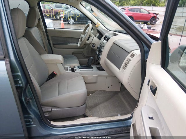 2010 Ford Escape Xlt მანქანა იყიდება აუქციონზე, vin: 1FMCU0D78AKC64609, აუქციონის ნომერი: 45199710