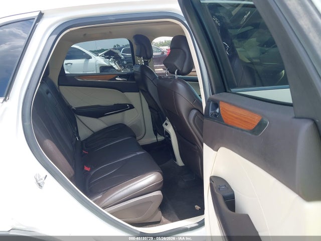 45199729 :رقم المزاد ، 5LMCJ1A94FUJ29303 vin ، 2015 Lincoln Mkc مزاد بيع
