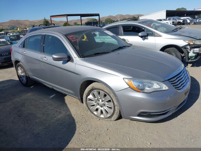 Aukcja sprzedaży 2014 Chrysler 200 Lx, vin: 1C3CCBAB5EN212293, numer aukcji: 45199744