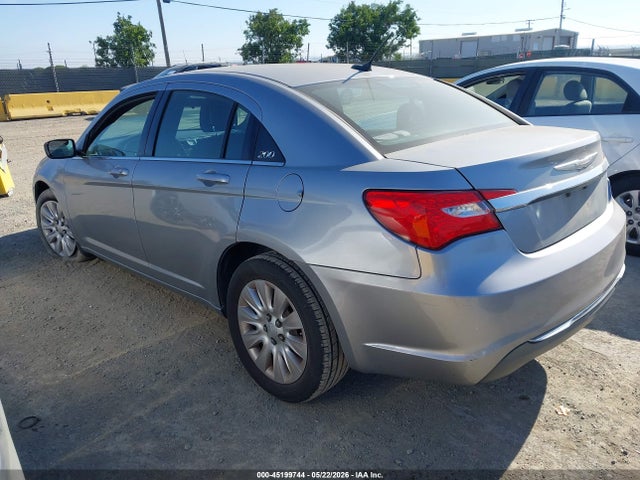 Aukcja sprzedaży 2014 Chrysler 200 Lx, vin: 1C3CCBAB5EN212293, numer aukcji: 45199744