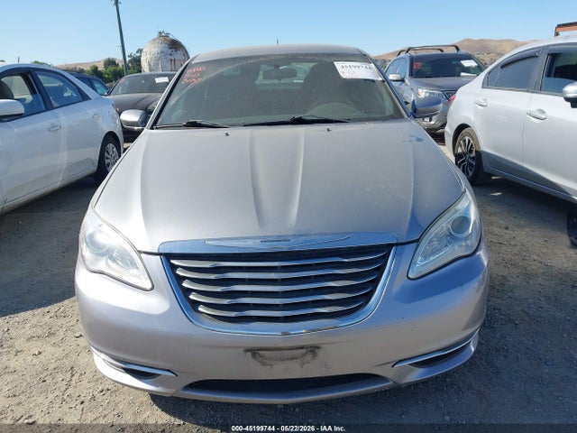 Aukcja sprzedaży 2014 Chrysler 200 Lx, vin: 1C3CCBAB5EN212293, numer aukcji: 45199744