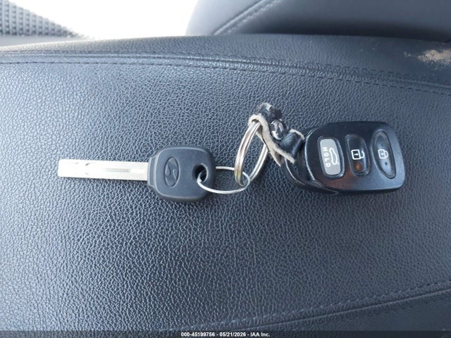 2011 Hyundai Sonata Gls მანქანა იყიდება აუქციონზე, vin: 5NPEB4AC4BH030527, აუქციონის ნომერი: 45199756