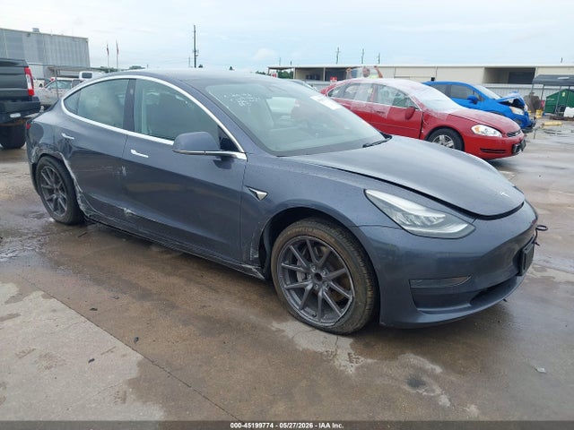 Продажа на аукционе авто 2020 Tesla Model 3 Standard Range Plus Rear-wheel Drive/standard Range Rear-wheel Drive, vin: 5YJ3E1EA8LF590296, номер лота: 45199774