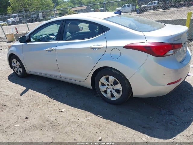 2016 Hyundai Elantra Se მანქანა იყიდება აუქციონზე, vin: 5NPDH4AE1GH702157, აუქციონის ნომერი: 45199776