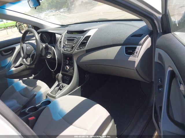 2016 Hyundai Elantra Se მანქანა იყიდება აუქციონზე, vin: 5NPDH4AE1GH702157, აუქციონის ნომერი: 45199776