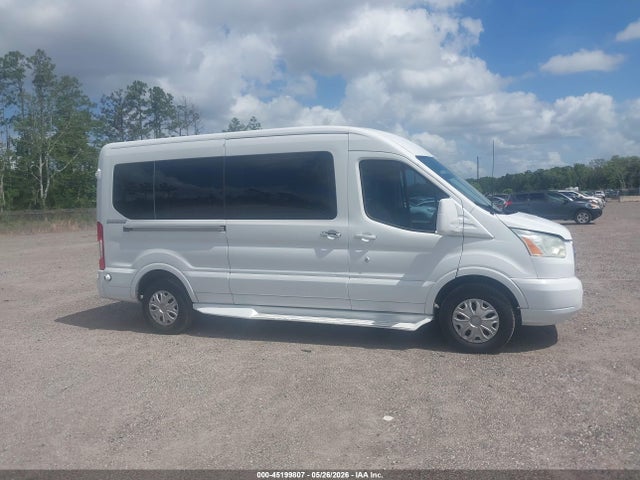 2015 Ford Transit-250 მანქანა იყიდება აუქციონზე, vin: 1FTYR2CG6FKA39315, აუქციონის ნომერი: 45199807