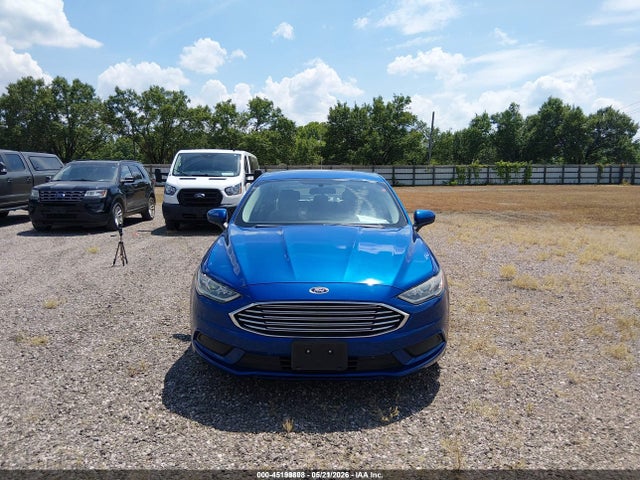 2018 Ford Fusion Hybrid S მანქანა იყიდება აუქციონზე, vin: 3FA6P0UU5JR282047, აუქციონის ნომერი: 45199808