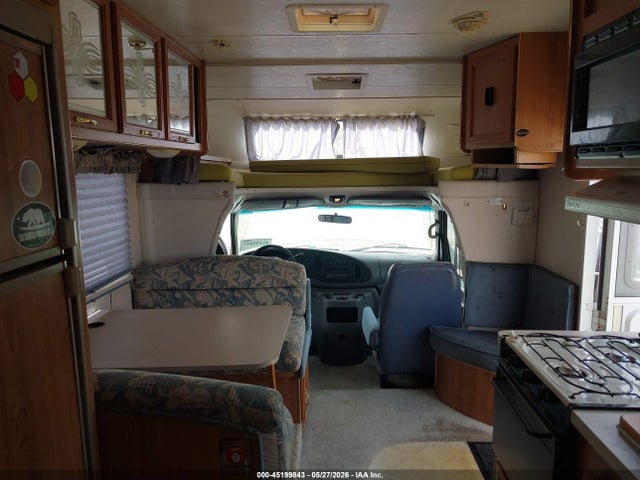 Продажа на аукционе авто 2001 Ford E-350 Cutaway Standard, vin: 1FDWE35S81HB13698, номер лота: 45199843