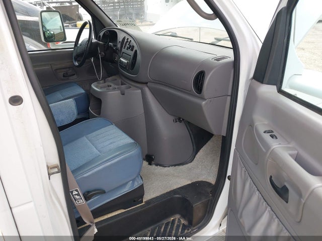 Продажа на аукционе авто 2001 Ford E-350 Cutaway Standard, vin: 1FDWE35S81HB13698, номер лота: 45199843
