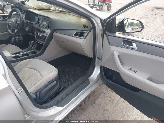 45199846 :رقم المزاد ، 5NPE24AF5FH156038 vin ، 2015 Hyundai Sonata Se مزاد بيع