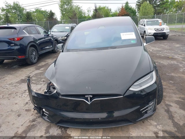 Tesla MODEL X 2018 5YJXCBE20JF137955 Image 11