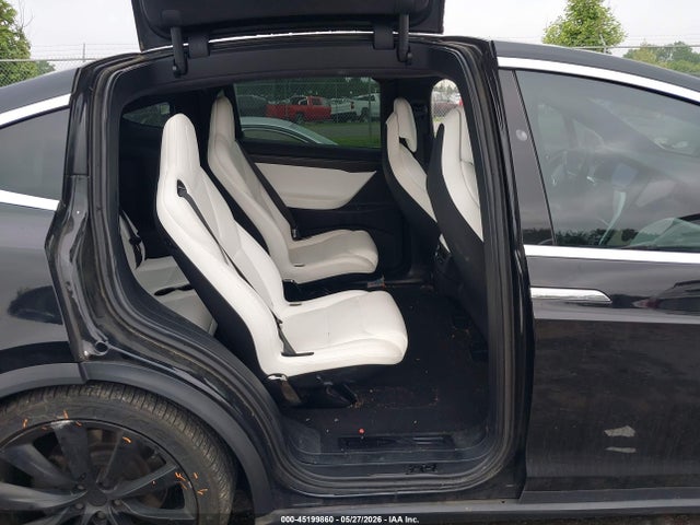 Tesla MODEL X 2018 5YJXCBE20JF137955 Image 8