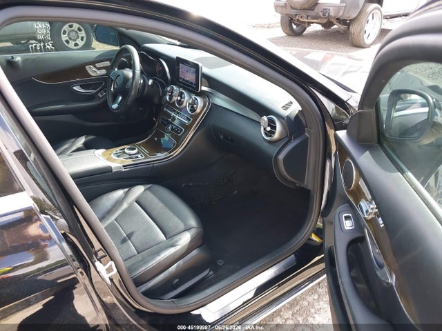 Aukcja sprzedaży 2018 Mercedes-benz C 300, vin: WDDWF4JB6JR329899, numer aukcji: 45199987