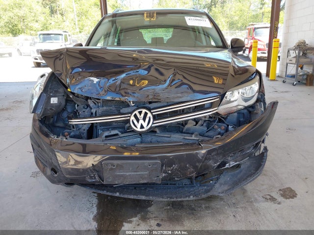 Aukcja sprzedaży 2017 Volkswagen Tiguan 2.0t Wolfsburg Edition, vin: WVGSV7AX5HK011277, numer aukcji: 45200021