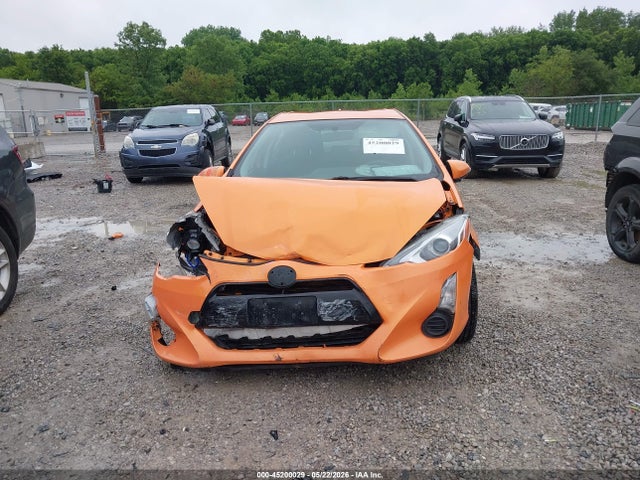 Продаж на аукціоні авто 2015 Toyota Prius C Two, vin: JTDKDTB39F1092413, номер лоту: 45200029