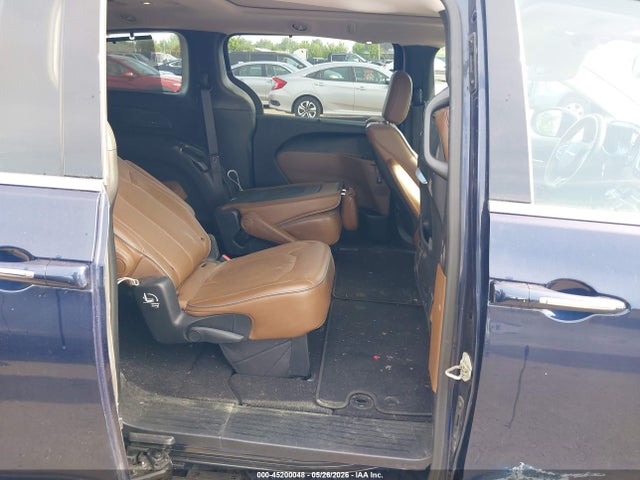2018 Chrysler Pacifica Limited მანქანა იყიდება აუქციონზე, vin: 2C4RC1GG6JR259803, აუქციონის ნომერი: 45200048