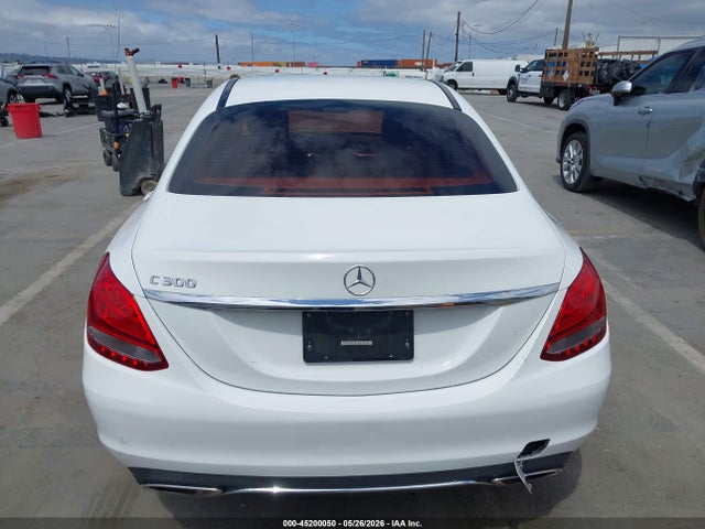 55SWF4JB2HU233423 Mercedes-Benz C 300