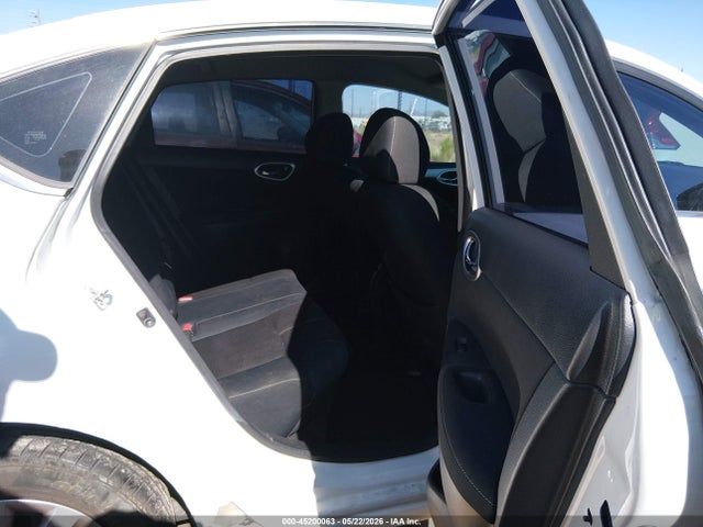 Продажа на аукционе авто 2015 Nissan Sentra S, vin: 3N1AB7AP6FY265591, номер лота: 45200063