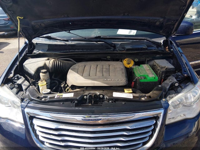 Продажа на аукционе авто 2016 Chrysler Town & Country Touring, vin: 2C4RC1BG6GR231208, номер лота: 45200064
