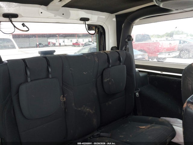 1C4GJXAN6MW525730 Jeep Wrangler Sport S 4x4