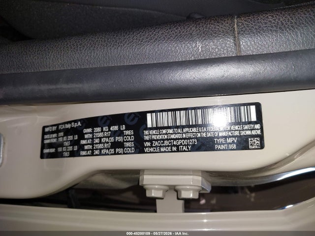 45200109 :رقم المزاد ، ZACCJBCT4GPD01273 vin ، 2016 Jeep Renegade Trailhawk مزاد بيع