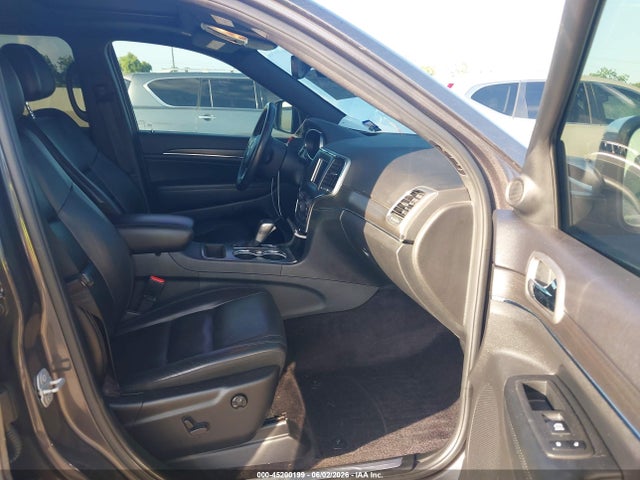 1C4RJEBG6JC301383 Jeep Grand Cherokee Limited 4x2