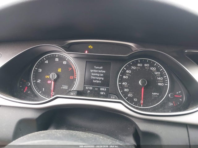 2013 Audi A4 Premium მანქანა იყიდება აუქციონზე, vin: WAUBFAFL4DN038948, აუქციონის ნომერი: 45200203