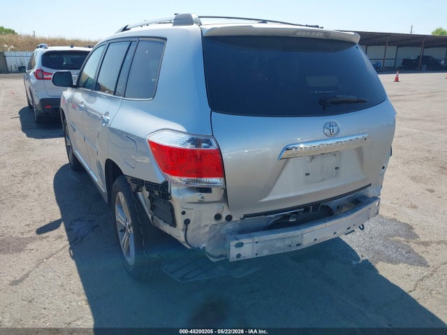 Продаж на аукціоні авто 2011 Toyota Highlander Limited V6, vin: 5TDYK3EH6BS024378, номер лоту: 45200205