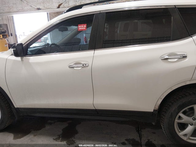 Aukcja sprzedaży 2017 Nissan Rogue Sv, vin: 5N1AT2MV8HC811936, numer aukcji: 45200220