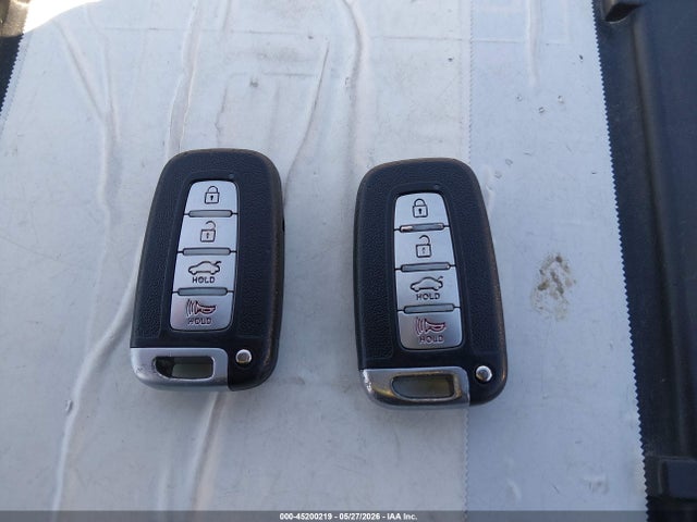 2011 Hyundai Genesis 4.6 მანქანა იყიდება აუქციონზე, vin: KMHGC4DF1BU114348, აუქციონის ნომერი: 45200219