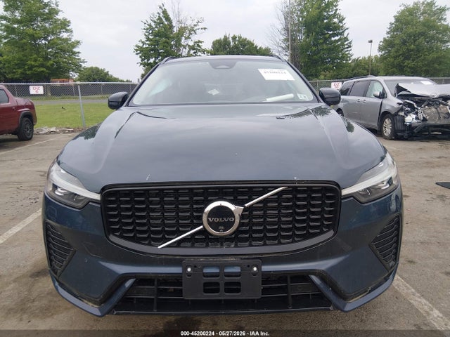 Продажа на аукционе авто 2025 Volvo Xc60 B5 Plus, vin: YV4M12RC6S1140300, номер лота: 45200224